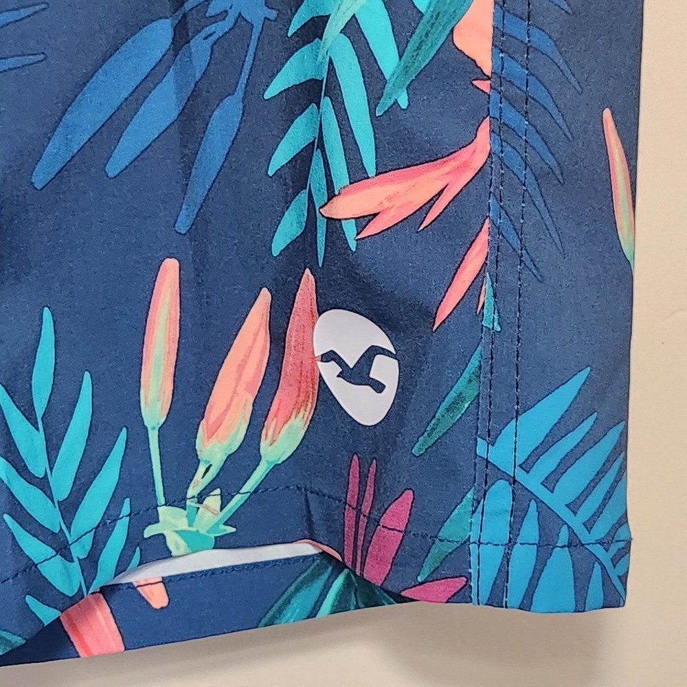 Hollister Epic Flex Stretch Swim Trunks Mens Size 30 Hawaiian Tropical - Picture 2 of 5